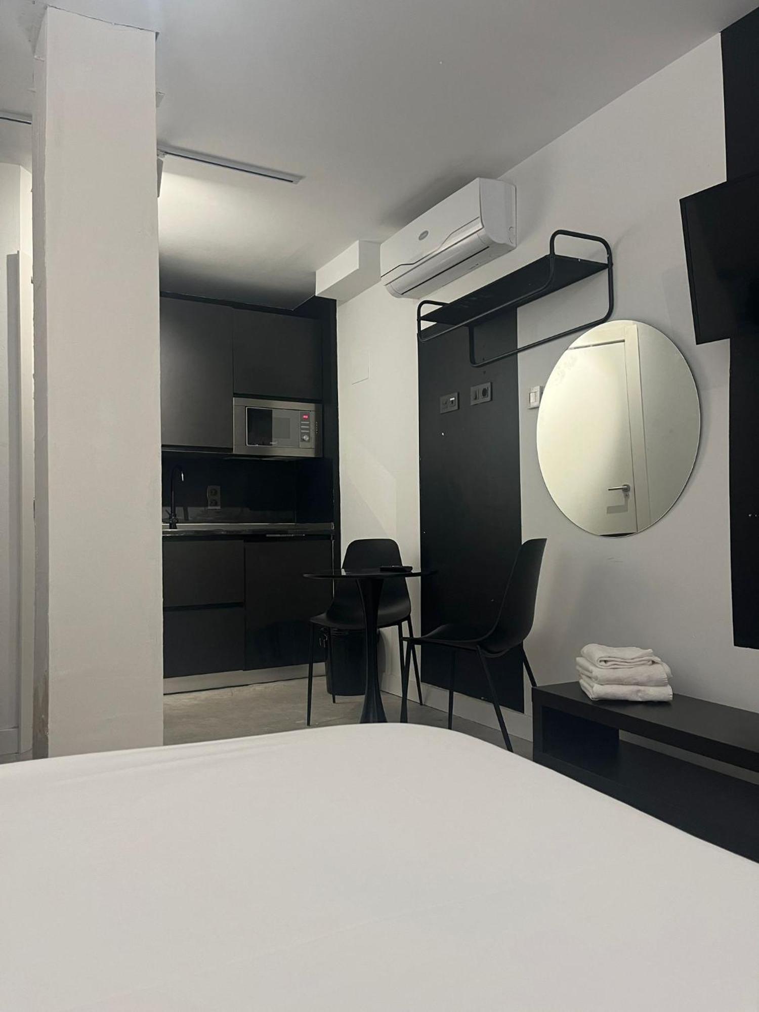 Alcazaba Modern & Luxury Apartment มาลากา ภายนอก รูปภาพ